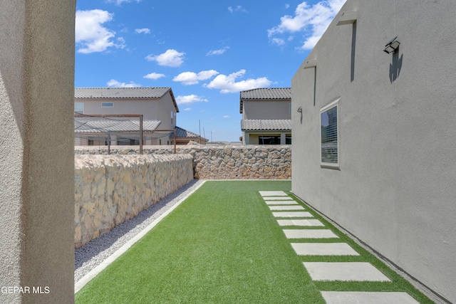 13727 Harbottle St, El Paso, TX 79928 - view of yard
