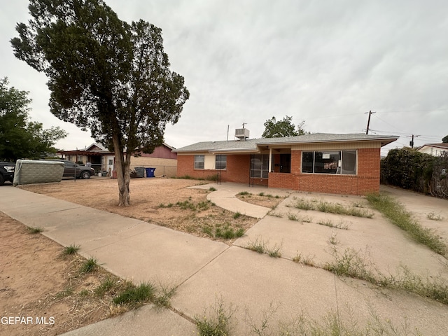 10041 Newcastle Dr, El Paso, TX 79924 - ranch-style home with brick siding