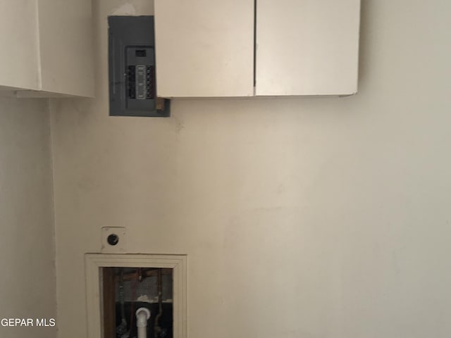 5609 Venezuela Rd, El Paso, TX 79903 - laundry area with electric panel and electric dryer hookup