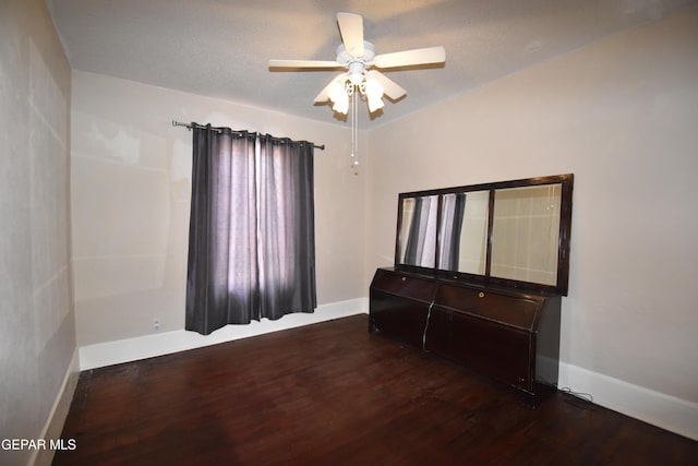 3608 Douglas Ave, El Paso, TX 79903 - unfurnished room featuring wood finished floors, ceiling fan, and baseboards