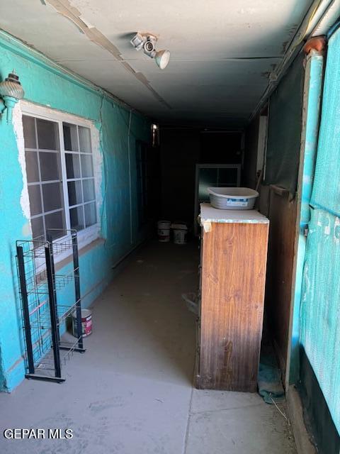 7901 Lirio Rd, El Paso, TX 79915 - view of patio