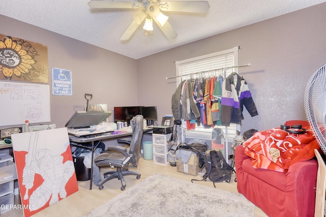 11625 Soberana Ln Unit A & B, El Paso, TX 79936 - office area featuring a textured ceiling and a ceiling fan