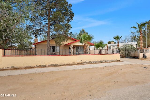 10048 Stedham Cir, Socorro, TX 79927 - photo 2