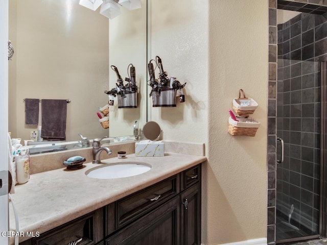 6356 Calle Del Rio Ln, El Paso, TX 79912 - photo 44