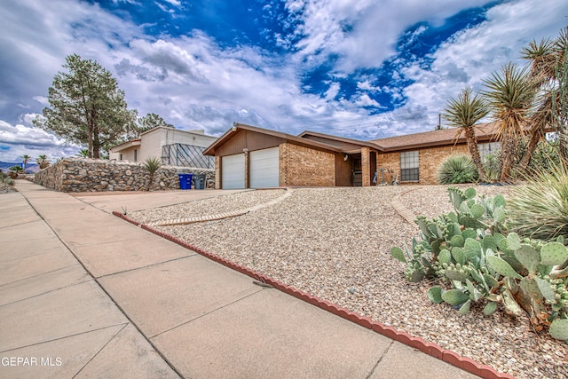 252 Alvarez Dr, El Paso, TX 79932 - photo 2
