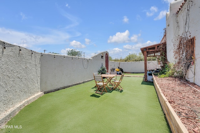 305 N Carolina Dr, El Paso, TX 79915 - view of fenced backyard