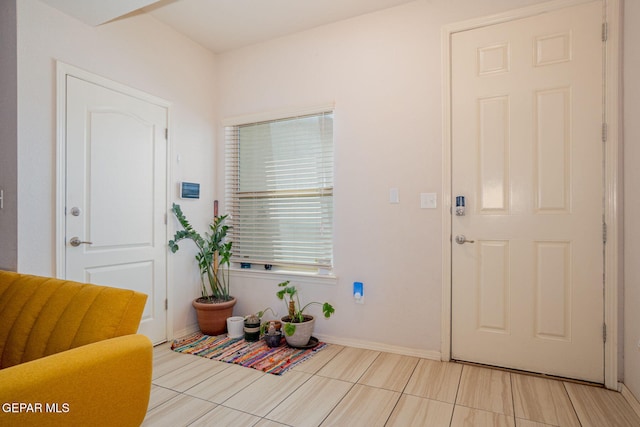 1916 William Caples St, El Paso, TX 79938 - foyer entrance featuring baseboards