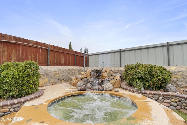 14407 Ocean Point Ln, El Paso, TX 79938 - view of swimming pool featuring an in-ground hot tub