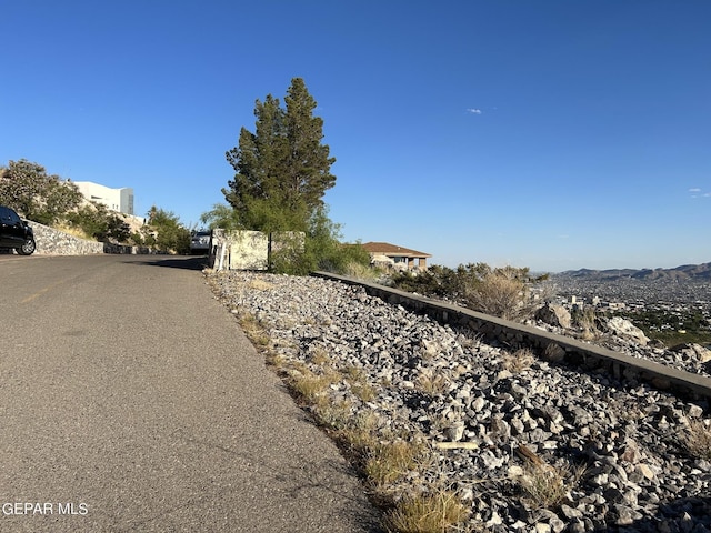 24 Sierra Crest Dr, El Paso, TX 79902