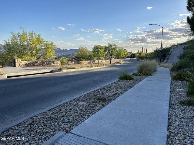 24 Sierra Crest Dr, El Paso, TX 79902