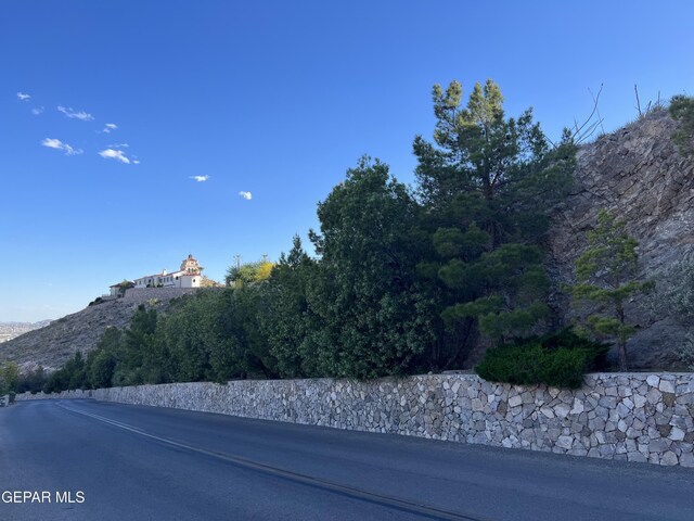 24 Sierra Crest Dr, El Paso, TX 79902