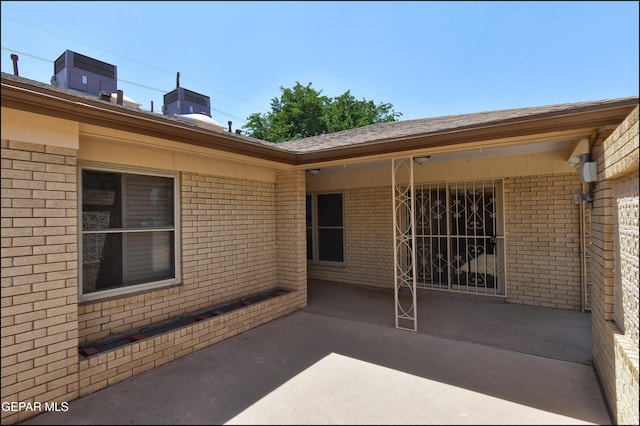 8904 Mettler Dr, El Paso, TX 79925 - view of patio / terrace