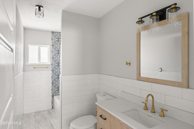 4317 Larchmont Dr, El Paso, TX 79902 - bathroom featuring tile walls, toilet, vanity, shower / bathtub combination with curtain, and a wainscoted wall