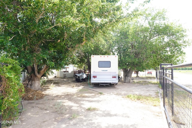11110 Westside Rd, Anthony, NM 88021 - view of vehicle parking
