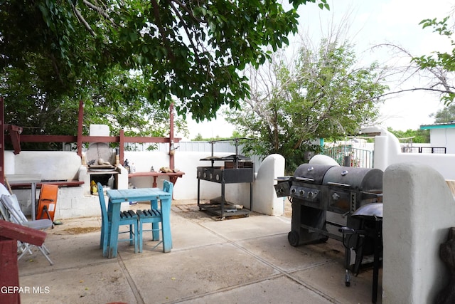 11110 Westside Rd, Anthony, NM 88021 - view of patio featuring outdoor dining space and grilling area