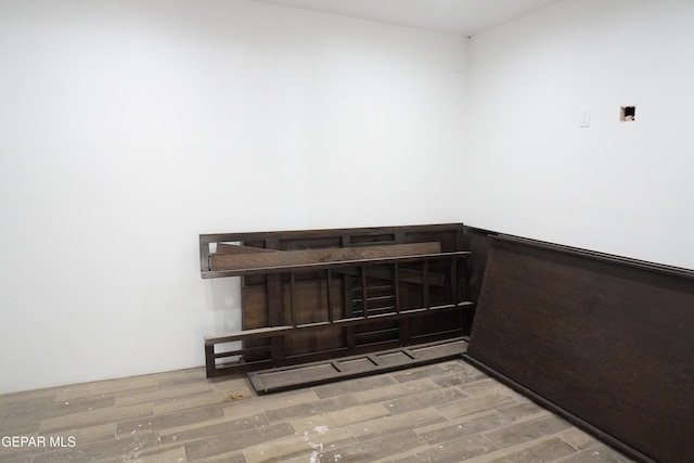 11110 Westside Rd, Anthony, NM 88021 - detailed view of wood finished floors