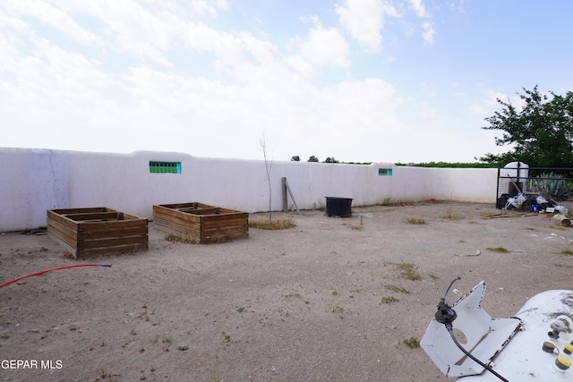 11110 Westside Rd, Anthony, NM 88021 - view of yard with a vegetable garden