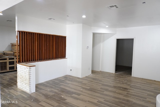 11110 Westside Rd, Anthony, NM 88021 - spare room featuring wood finished floors and recessed lighting