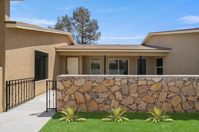 628 Milo Dr, El Paso, TX 79927 - property entrance featuring stucco siding