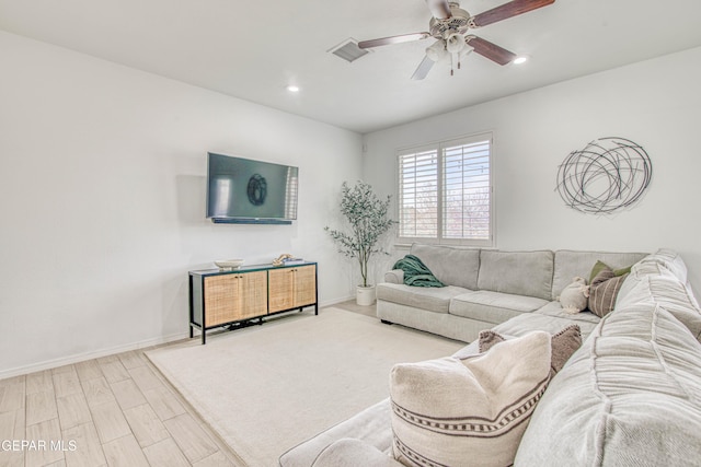 7517 Red Cedar Dr, El Paso, TX 79911 - living area featuring a ceiling fan, baseboards, recessed lighting, and wood finished floors