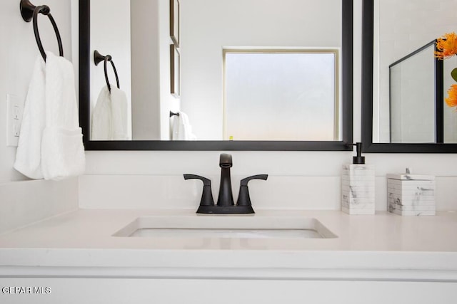 891 Dewsbury Way, El Paso, TX 79928 - full bath featuring vanity