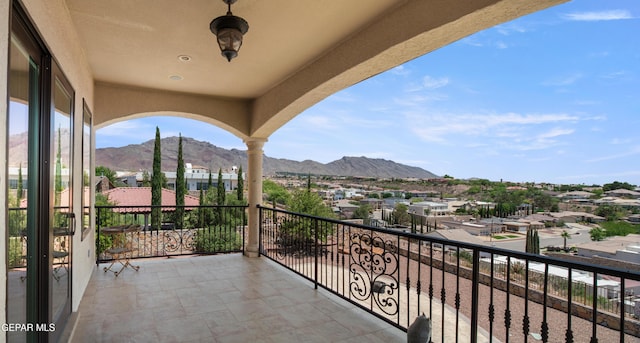 6572 Tuscany Ridge Dr, El Paso, TX 79912 - balcony featuring a mountain view and a residential view
