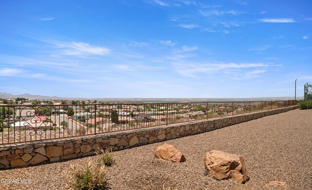 6572 Tuscany Ridge Dr, El Paso, TX 79912 - view of yard featuring a mountain view