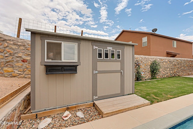 12749 Iron Falls Dr, Horizon City, TX 79928 - view of shed