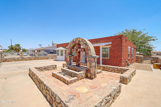 264 Edith Dr, El Paso, TX 79915 - view of front of home featuring brick siding