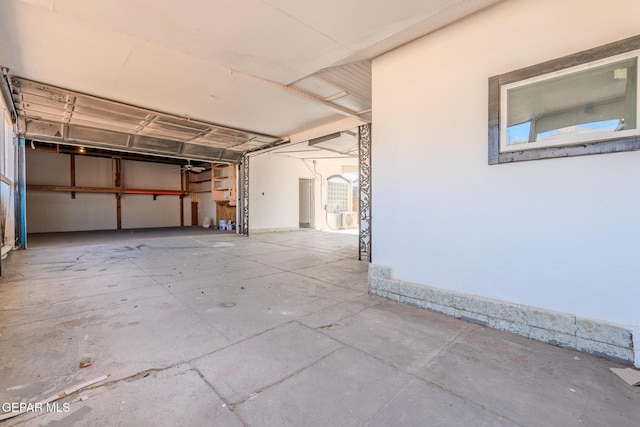 3427 Hamilton Ave, El Paso, TX 79930 - view of garage