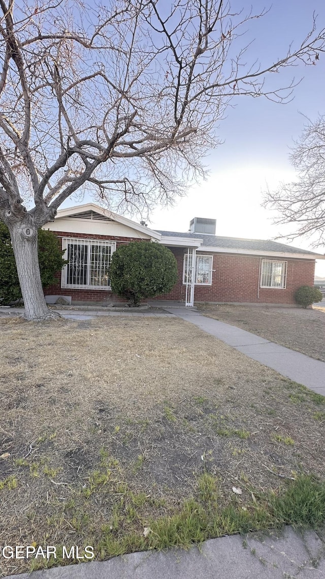 1117 Zuni Pl, El Paso, TX 79925 - view of front of property featuring brick siding