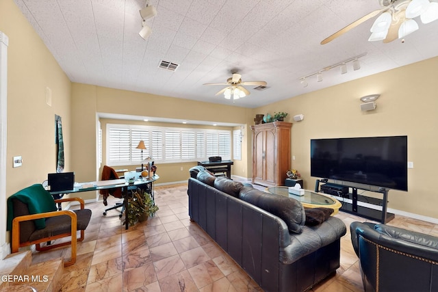1912 Cueva De Oro Ct, El Paso, TX 79902 - photo 14