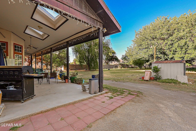 6112 Strahan Rd, El Paso, TX 79932 - view of patio with ceiling fan