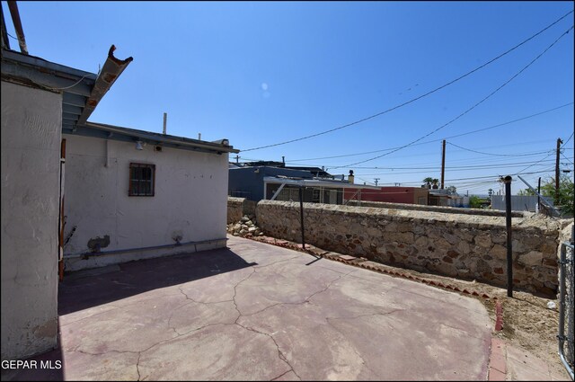 2619 Piedras St Unit A, And B, El Paso, TX 79930 - view of patio / terrace