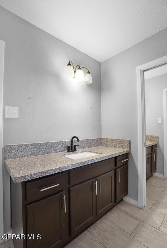 3709 Roslyn Dr, Horizon City, TX 79928 - photo 23