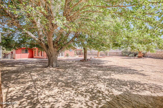 3223 Suffolk Rd, El Paso, TX 79925 - view of yard