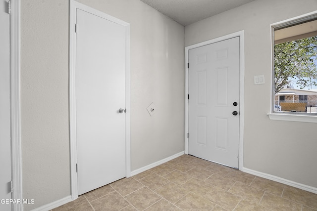 9606 Bahamas St, El Paso, TX 79927 - entryway with baseboards