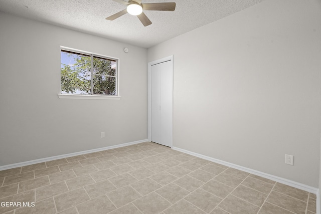 9606 Bahamas St, El Paso, TX 79927 - unfurnished room with a textured ceiling and a ceiling fan