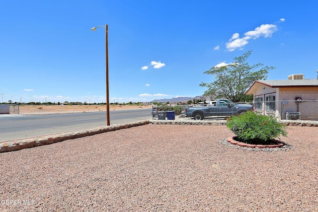 10749 Rushing Rd, El Paso, TX 79924 - view of yard