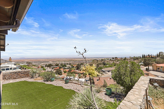 3134 Mesa Verde Ln, El Paso, TX 79904 - view of yard featuring a balcony and a residential view