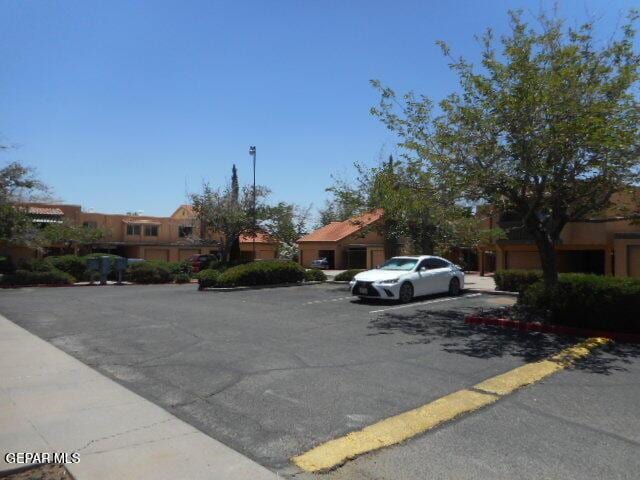 1644 Lomaland Dr Unit 123, El Paso, TX 79935