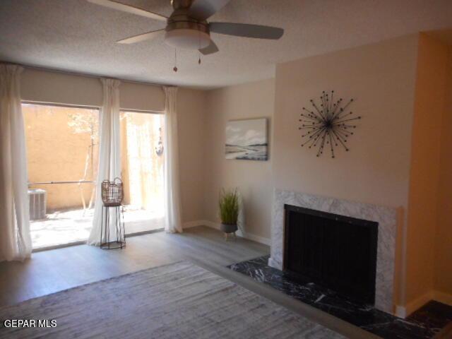 1644 Lomaland Dr Unit 123, El Paso, TX 79935