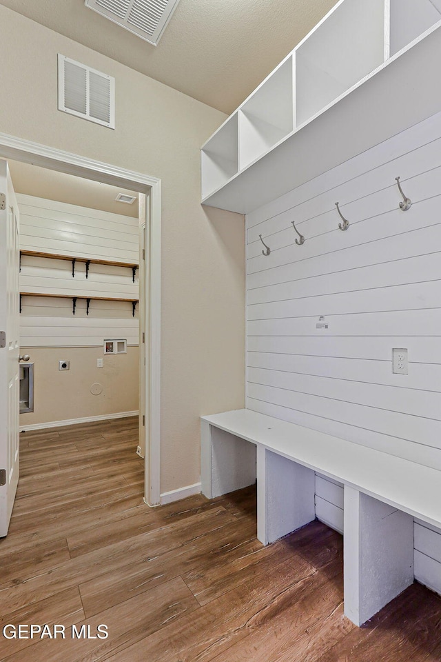 14840 Tim Hardaway, El Paso, TX 79938 - mudroom featuring wood finished floors and baseboards