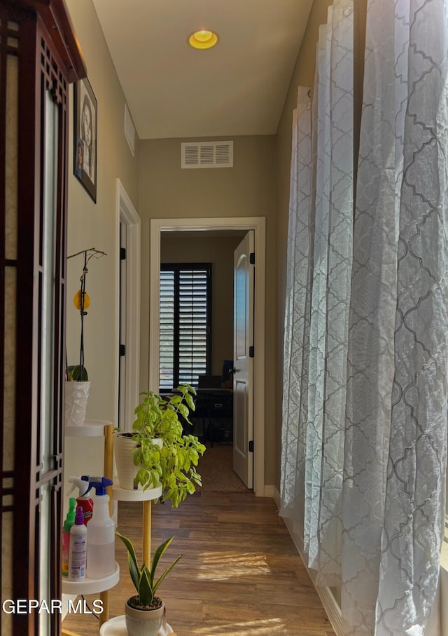 12217 Chapel Hill Rd, El Paso, TX 79928 - hall featuring wood finished floors and recessed lighting