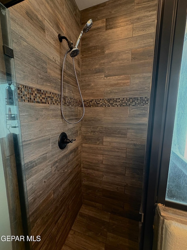 12217 Chapel Hill Rd, El Paso, TX 79928 - bathroom with a shower stall