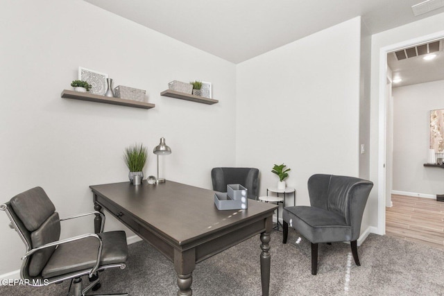 912 Pettus Pl, El Paso, TX 79928 - carpeted office space with baseboards