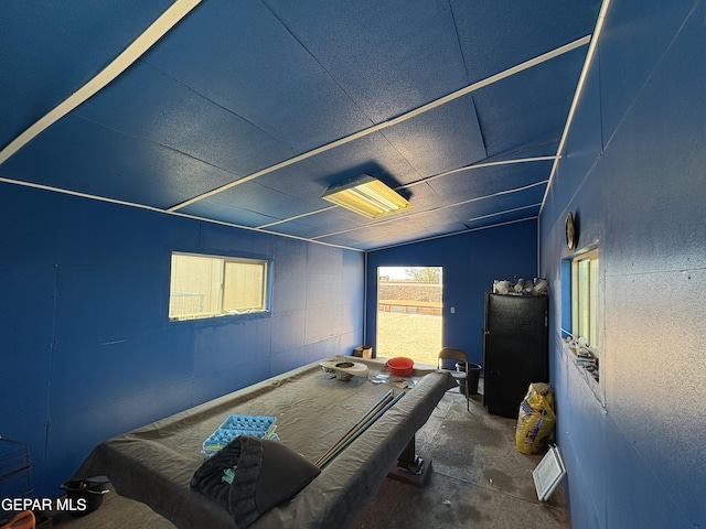 4821 Kreuger St, El Paso, TX 79938 - recreation room featuring vaulted ceiling and carpet flooring