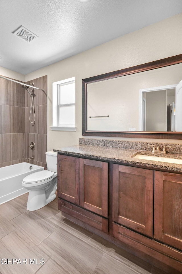 11470 Dawn View Rd Unit B, Socorro, TX 79927 - bathroom with vanity and shower / washtub combination
