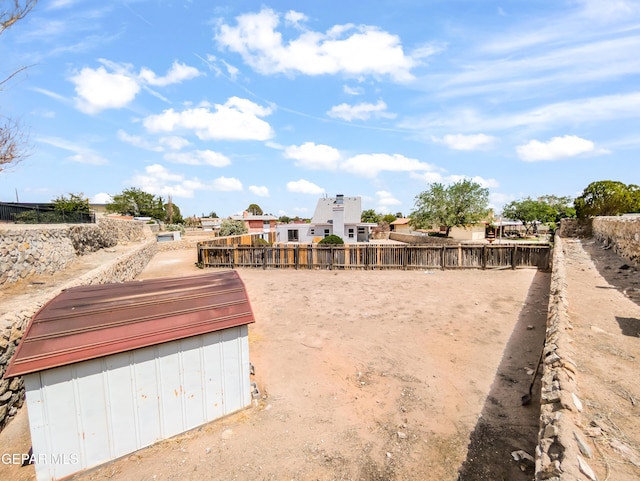 3425 Dialrock Ln, El Paso, TX 79935 - view of yard