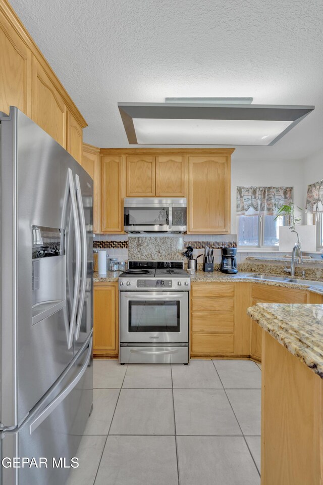 512 Mogollon Cir, El Paso, TX 79912 - photo 13